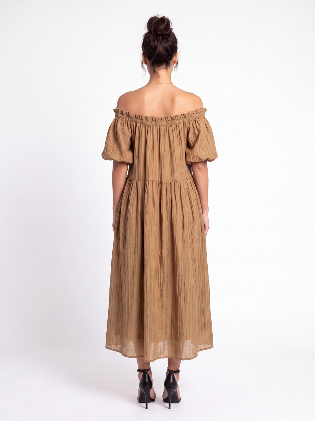 QUINTESSA Women's Off Shoulder Puff Sleeve Tiered Maxi Dress