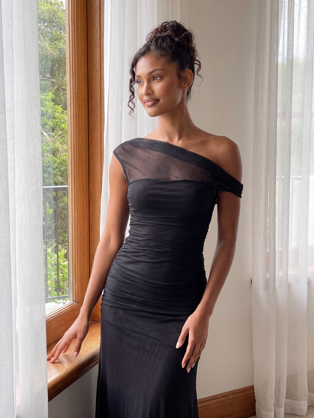 PERCEVAL Women's Asymmetric Off-Shoulder Ruched Mesh Maxi Gown